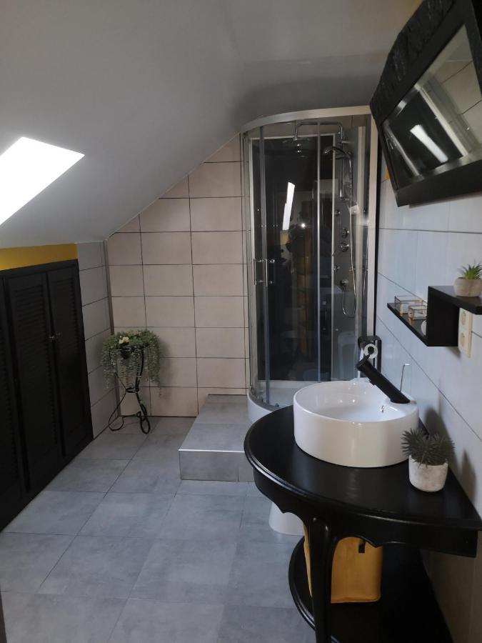 Au Louis D'Or, Gite Pour 6 Personnes , Lierneux Экстерьер фото